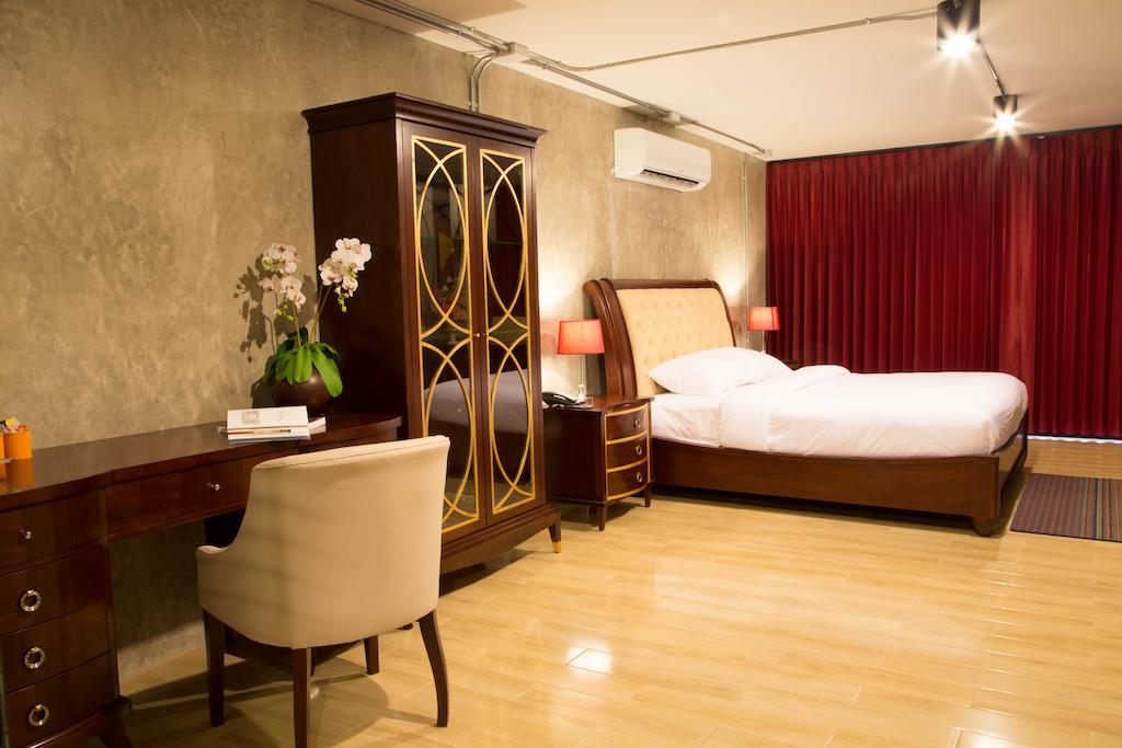 Prestige Chiang Mai Hotel Room photo