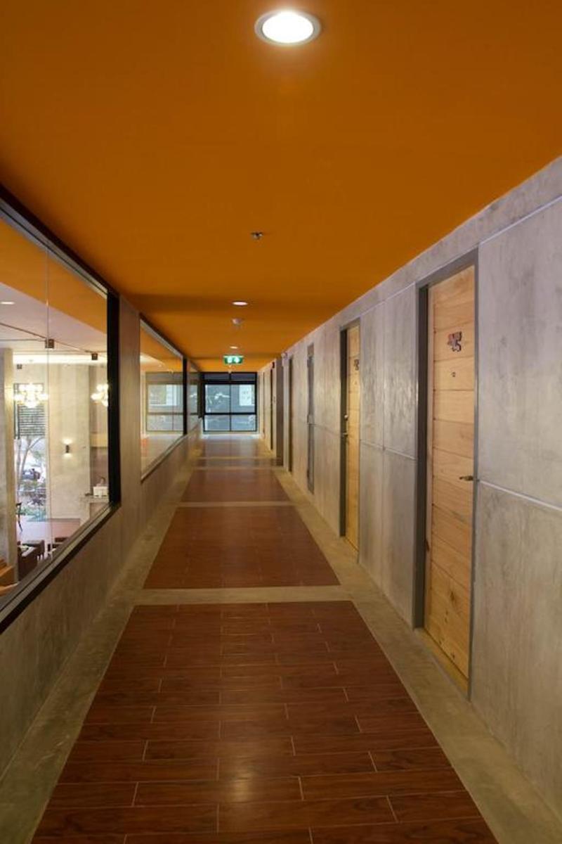 Prestige Chiang Mai Hotel Exterior photo