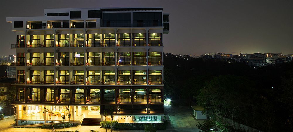 Prestige Chiang Mai Hotel Exterior photo